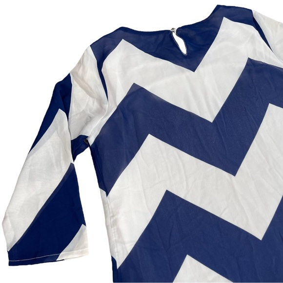 Charming Charlie size medium navy blue & white silky thin chevron pattern dress - Picture 5 of 9